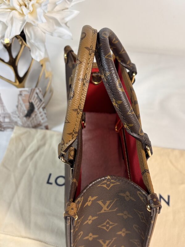 Louis Vuitton OntheGo Pm Reverse - Image 5