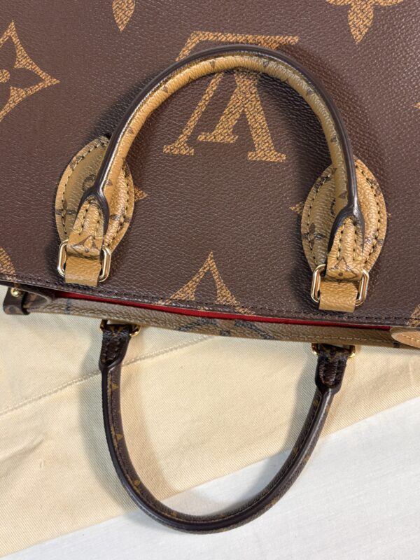 Louis Vuitton OntheGo Pm Reverse - Image 9
