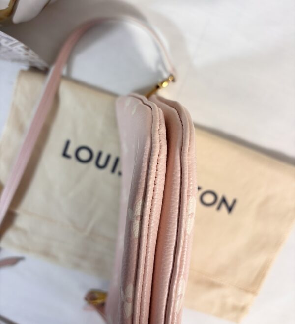 Louis Vuitton Double Zip Empreinte Rose - Image 8