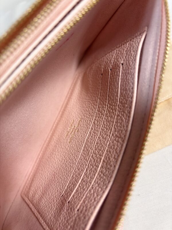 Louis Vuitton Double Zip Empreinte Rose - Image 10