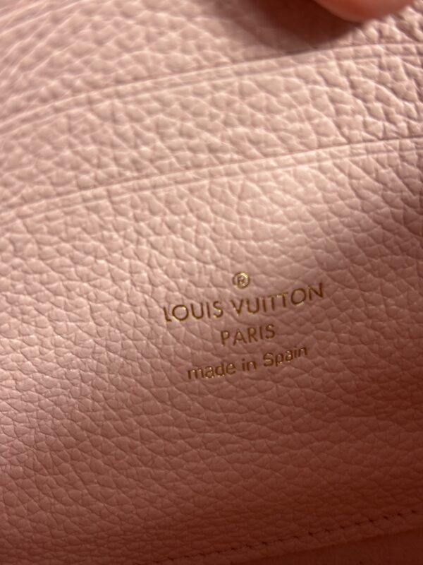 Louis Vuitton Double Zip Empreinte Rose - Image 12