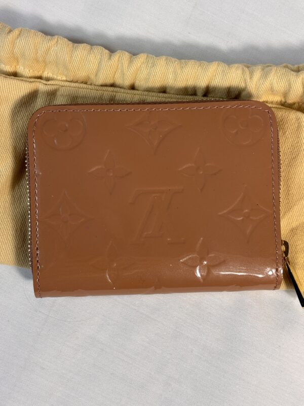 Louis Vuitton Zippy Coin Vernis - Image 11