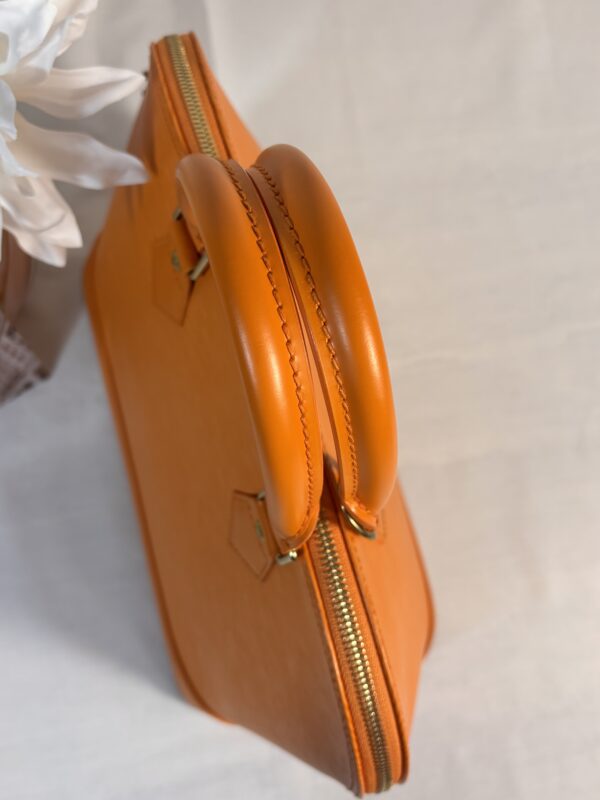 Louis Vuitton Alma Epi Orange - Image 7