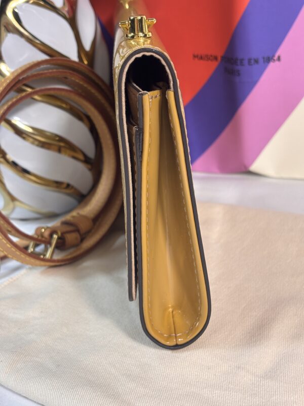Louis Vuitton Pochette Louise Vernis - Image 3