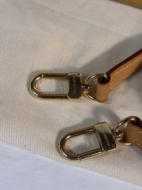 Louis Vuitton Pochette Louise Vernis - Image 16