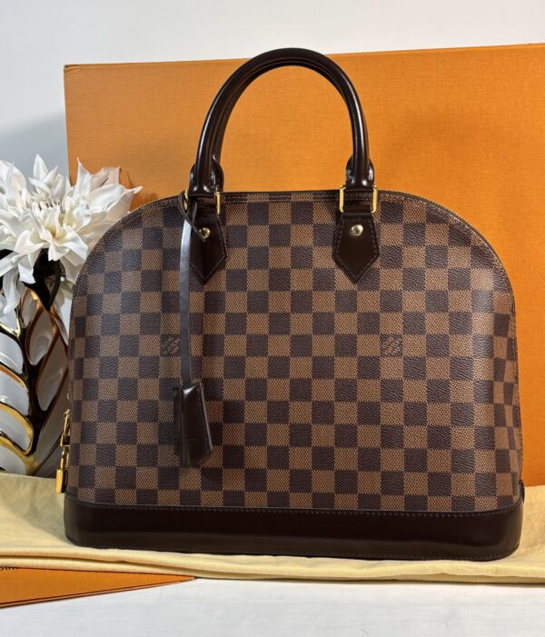 Louis Vuitton Alma MM Damier