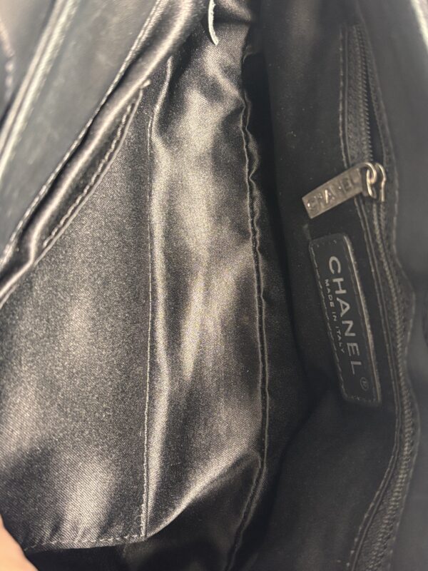 Chanel SMOO Quilted Flap Black Lambskin - Image 8
