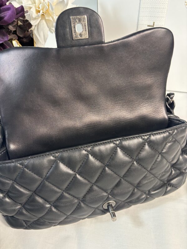 Chanel SMOO Quilted Flap Black Lambskin - Image 9