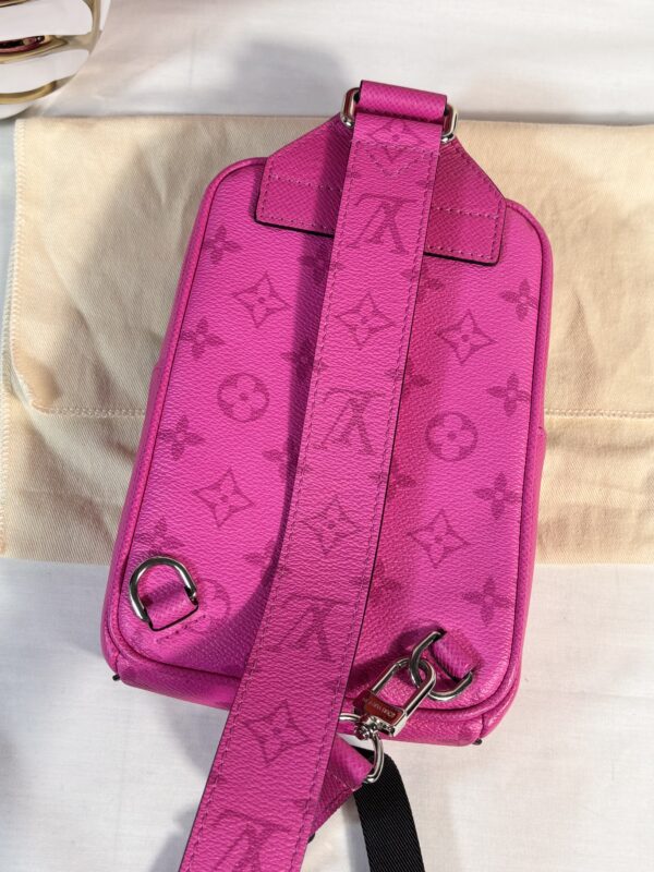 Louis Vuitton Taigarama Pink Sling - Image 3