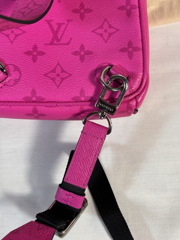 Louis Vuitton Taigarama Pink Sling - Image 8