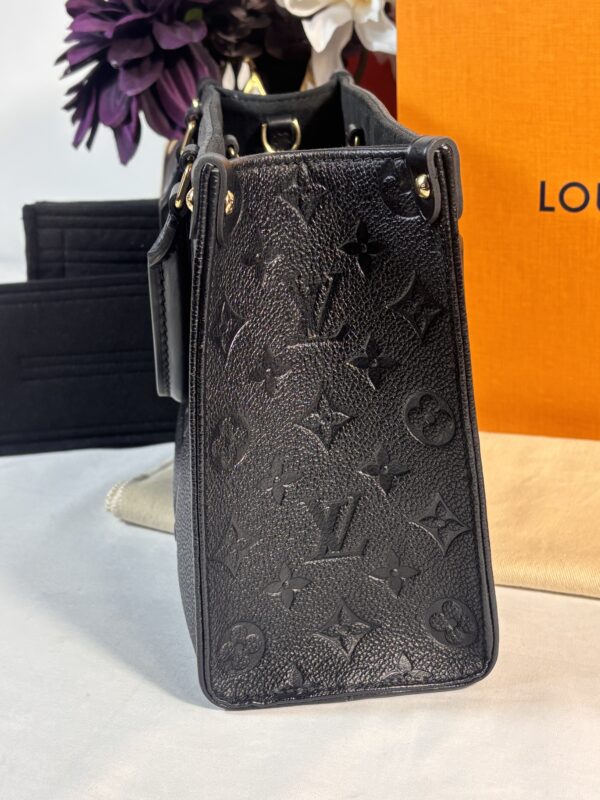 Louis Vuitton OntheGo Pm Empreinte Noir - Image 4