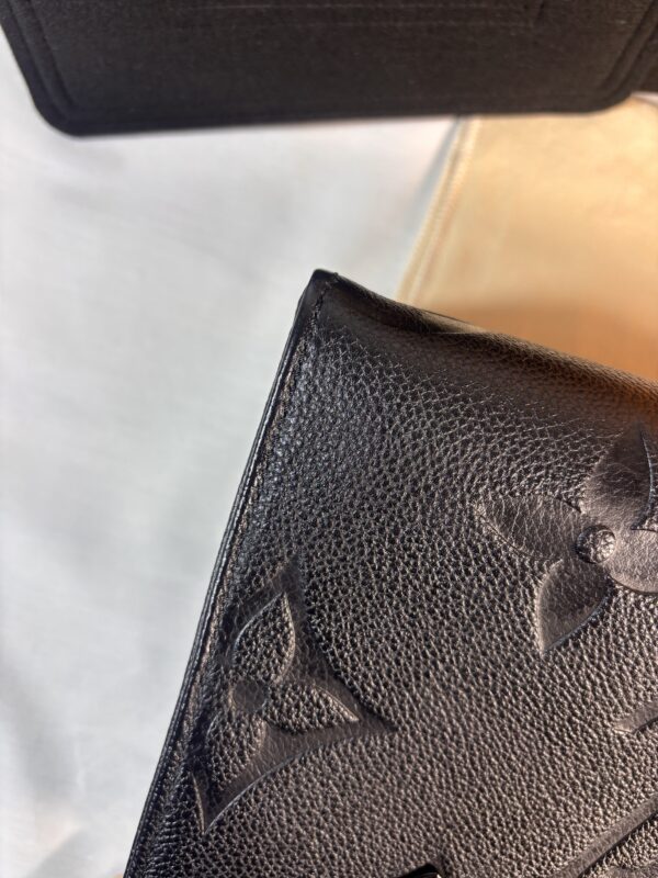 Louis Vuitton OntheGo Pm Empreinte Noir - Image 6
