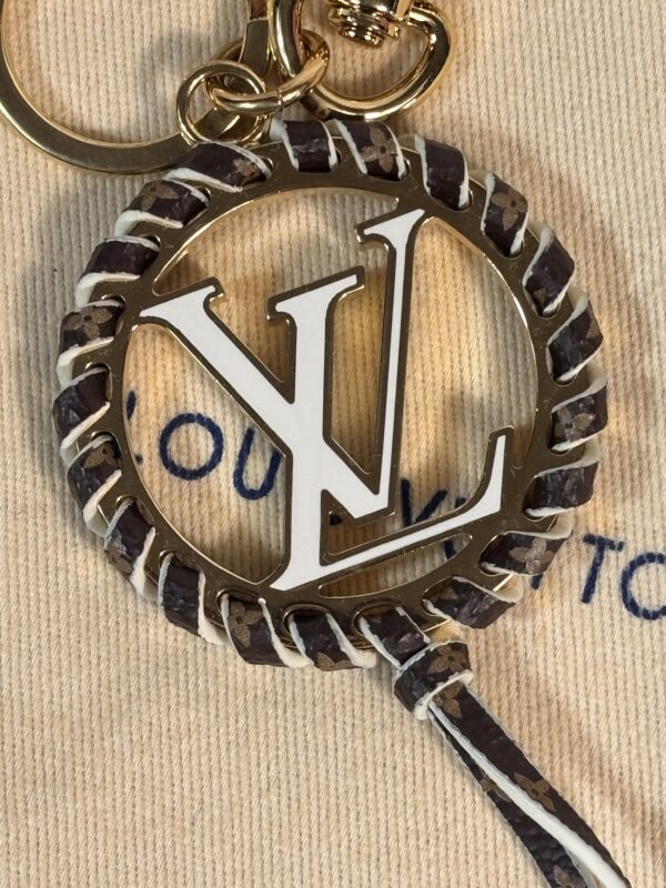 Louis Vuitton Whisper Key Charm - Image 2