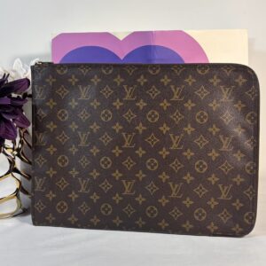 Louis Vuitton Poche Documents