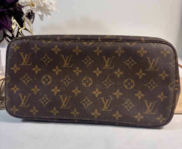 Louis Vuitton Neverfull Mm Monogram - Image 5
