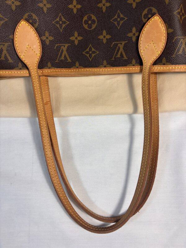 Louis Vuitton Neverfull Mm Monogram - Image 6