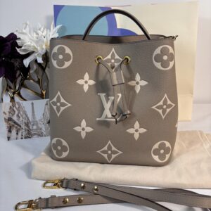 Louis Vuitton NeoNoe Dove Cream