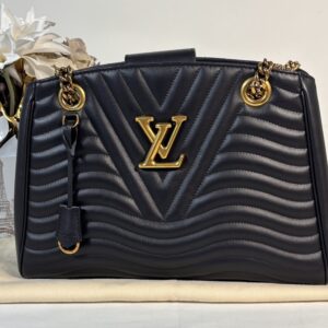 Louis Vuitton New Wave Chain Tote