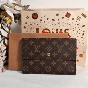 Louis Vuitton Passport Wallet Monogram