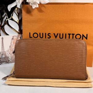 Louis Vuitton Epi Zippy Organizer
