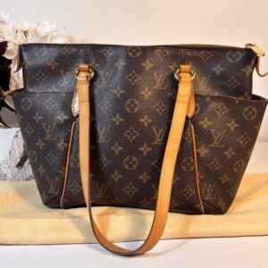 Louis Vuitton Totally Pm Monogram