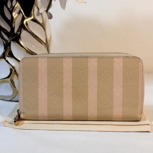 Louis Vuitton Rayures Zippy Wallet