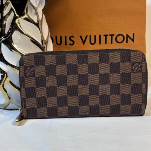 Louis Vuitton Zippy Wallet Ebene