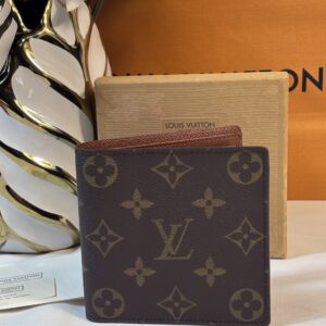 Louis Vuitton Monogram Bifold Wallet