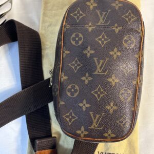 Louis Vuitton Monogram Pochette Gange