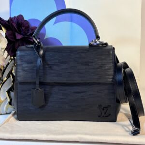 Louis Vuitton Cluny Bb Epi Noir