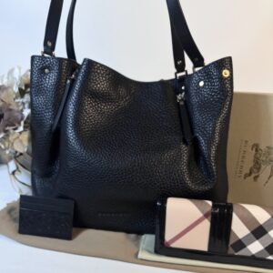 Burberry Maidstone Tote with wallet & cardholder