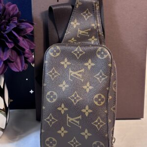 Louis Vuitton Geronimos Monogram