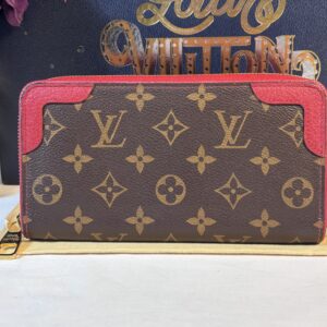 Louis Vuitton Retiro Zippy Wallet