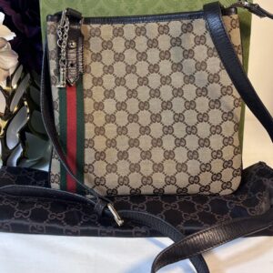 Gucci Jolicoeur Supreme Messenger Bag