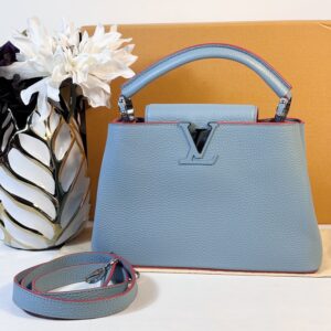 Louis Vuitton Capucines bb