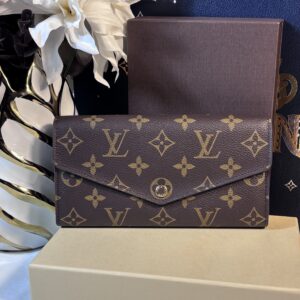 Louis Vuitton Sarah Wallet Monogram