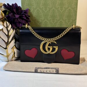 Gucci Marmont Heart Should Bag Black