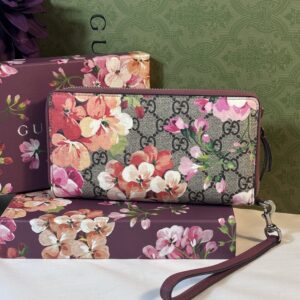Gucci Monogram Blooms Wristlet