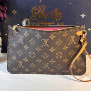 Limited Edition Louis Vuitton Neverfull Pouch Lock Love