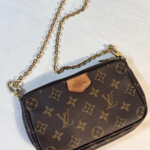 Louis Vuitton Small Monogram Pochette