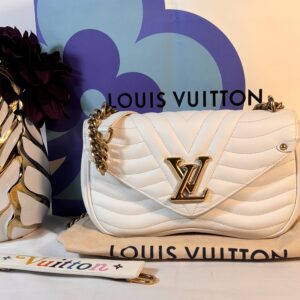 Louis Vuitton New Wave Chain Bag MM
