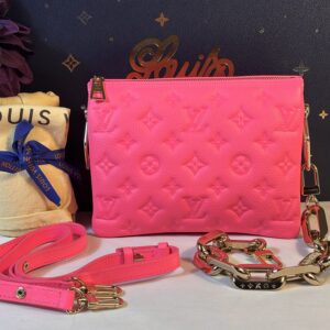 Louis Vuitton Coussin Bb Caviar Rose Fluo