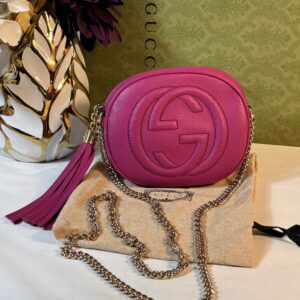 Gucci Soho Chain Bag Fuchsia