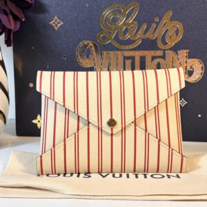 Louis Vuitton Medium Catogram Kirigami