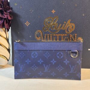 Louis Vuitton Cobalt Discovery Pouch
