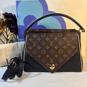 Louis Vuitton Double V Black Monogram
