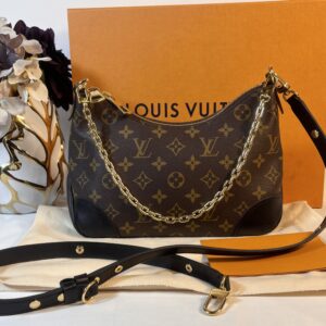 Louis Vuitton Boulogne Pm Monogram Noir